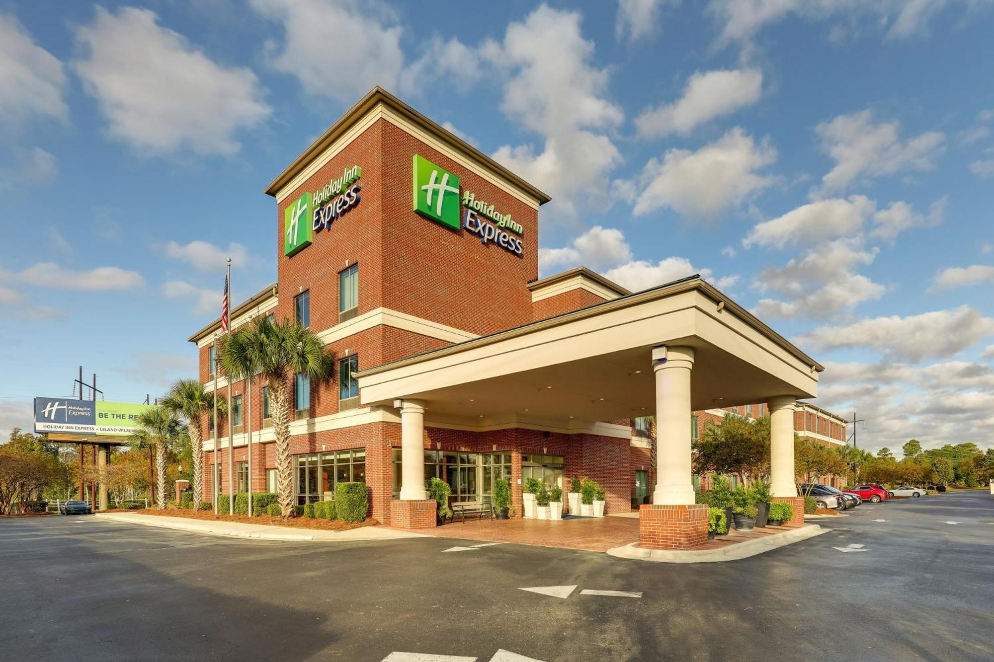 Holiday Inn Express Leland - Wilmington Area By Ihg מראה חיצוני תמונה