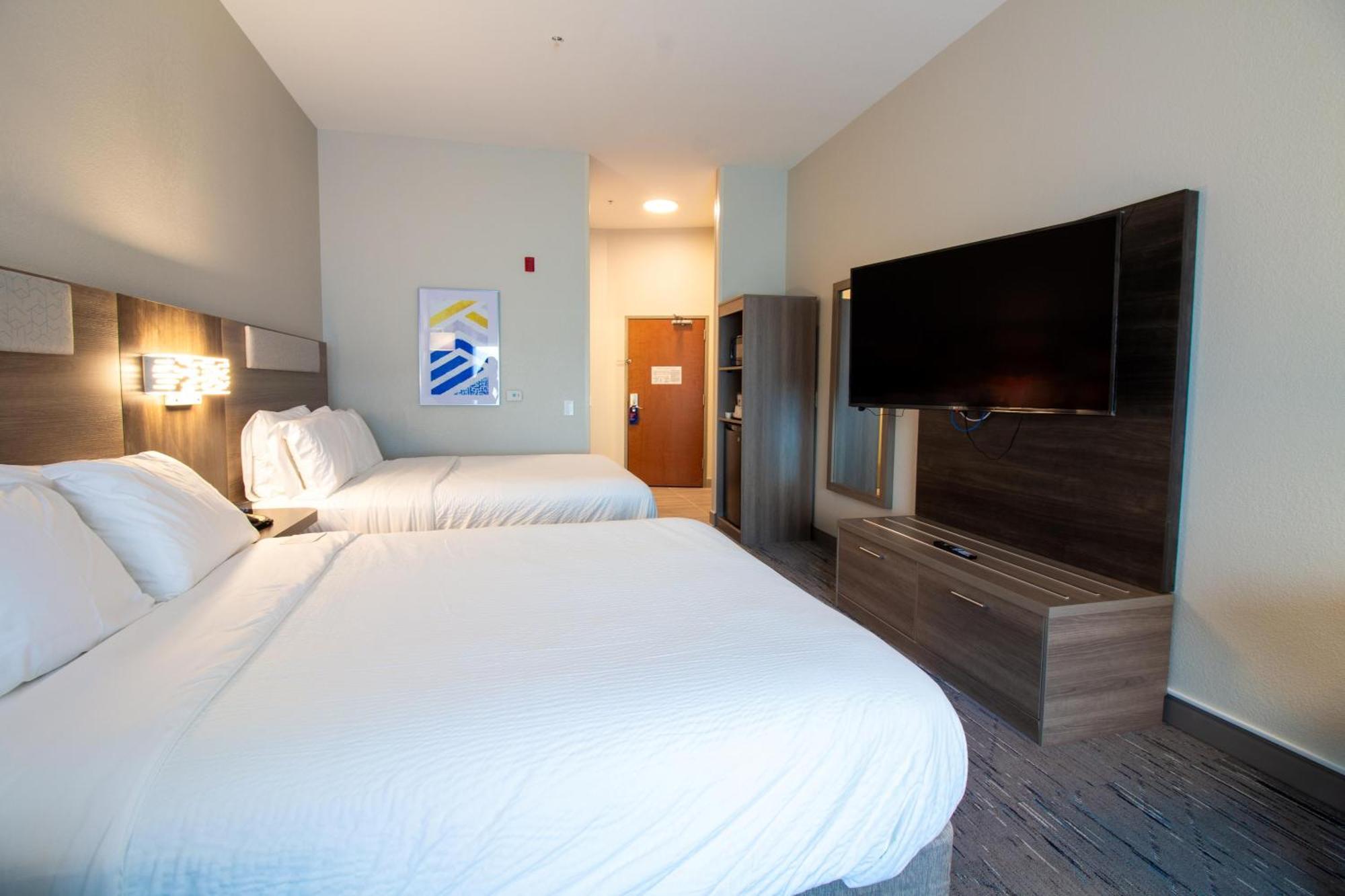 Holiday Inn Express Leland - Wilmington Area, An Ihg Hotel מראה חיצוני תמונה