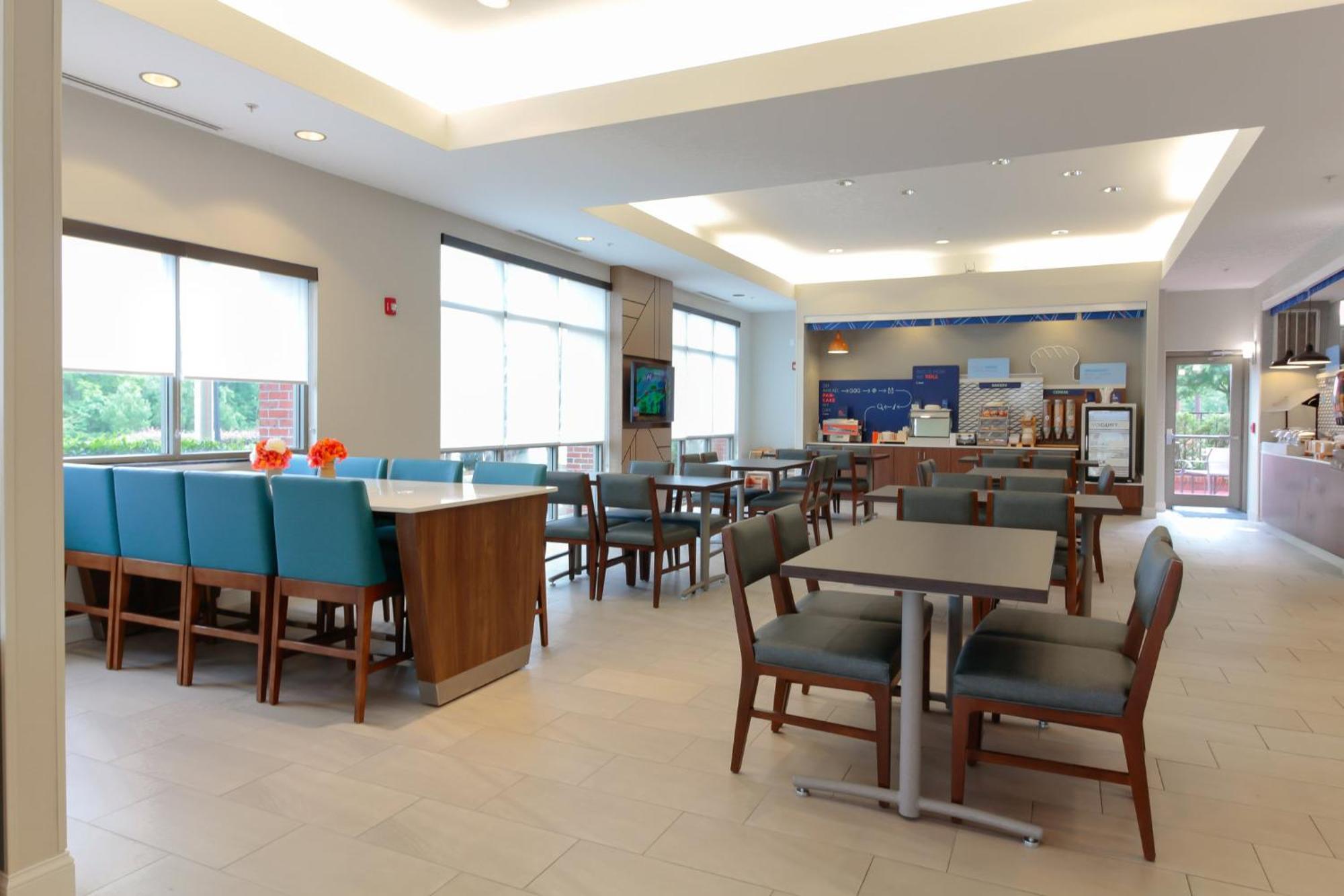Holiday Inn Express Leland - Wilmington Area By Ihg מראה חיצוני תמונה